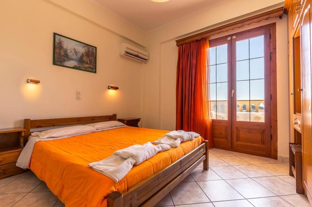 Kapetanios Apartments Agios Stefanos Avliotes  Екстер'єр фото