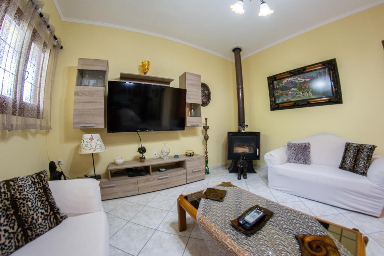 Kapetanios Apartments Agios Stefanos Avliotes  Екстер'єр фото