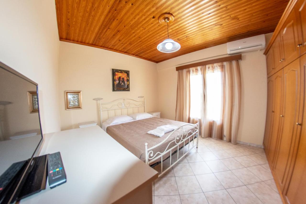 Kapetanios Apartments Agios Stefanos Avliotes  Екстер'єр фото