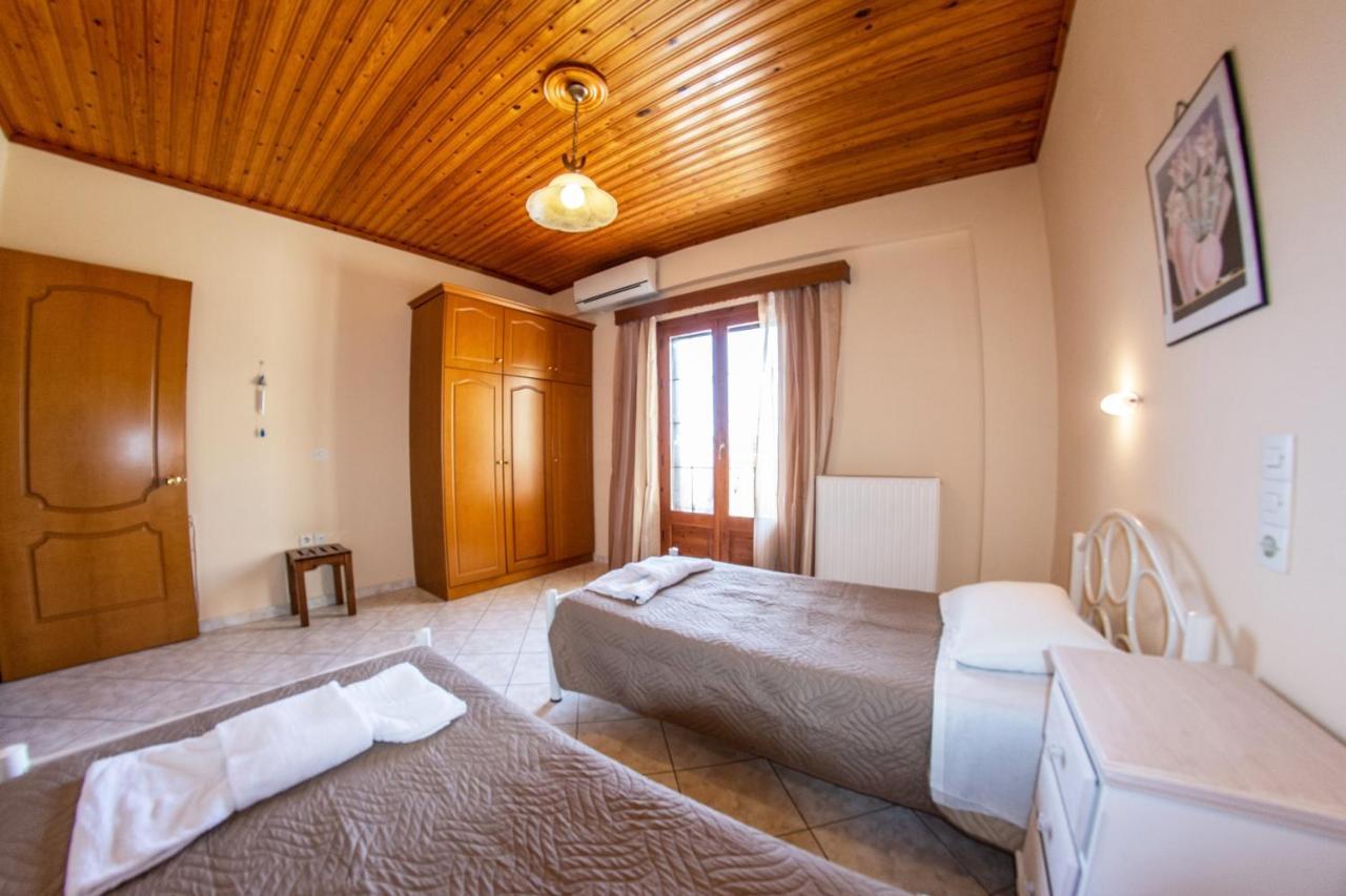 Kapetanios Apartments Agios Stefanos Avliotes  Екстер'єр фото