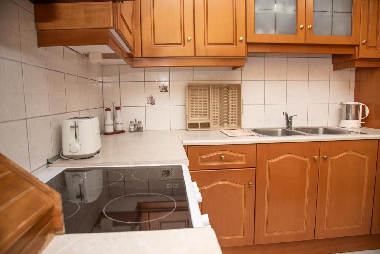 Kapetanios Apartments Agios Stefanos Avliotes  Екстер'єр фото